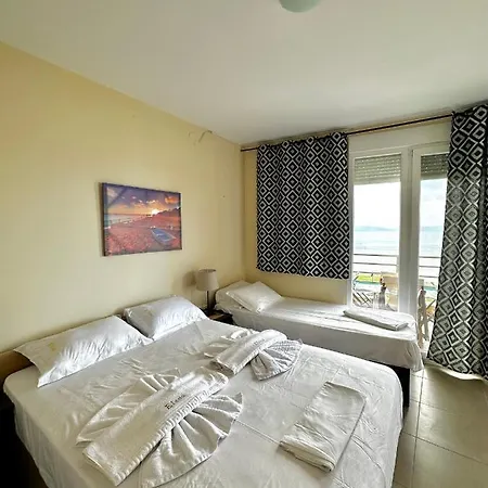 Appartement Elena Potidée