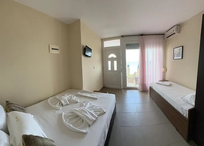 Elena Apartament
