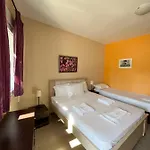 Elena Apartmán Nea Poteidaia