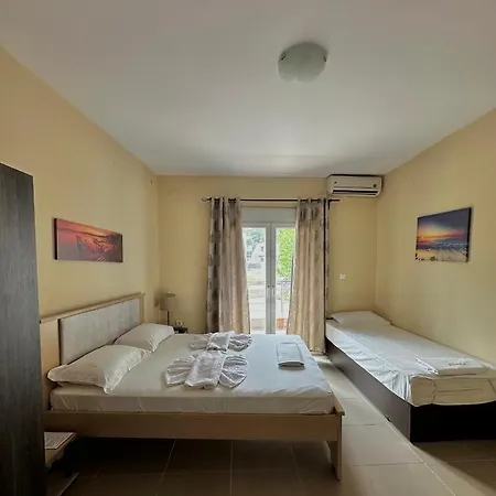Elena Apartment