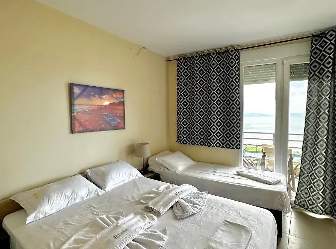 Apartamento Elena Nea Poteidaia